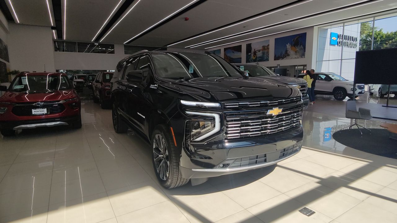 2026 Chevrolet SUBURBAN SUBURBAN HIGH COUNTRY PAQ. G