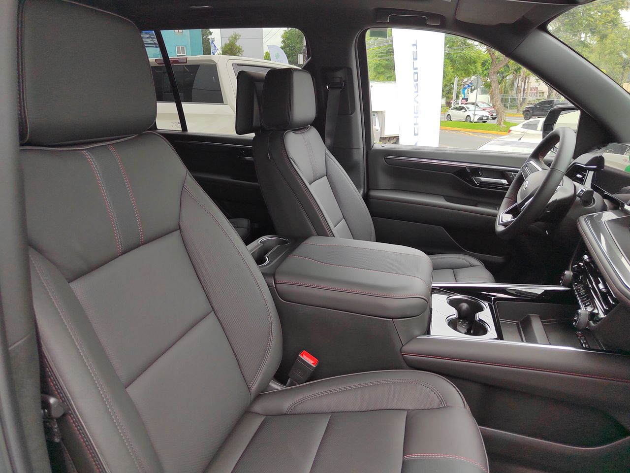 2026 Chevrolet SUBURBAN SUBURBAN RST PAQ. B