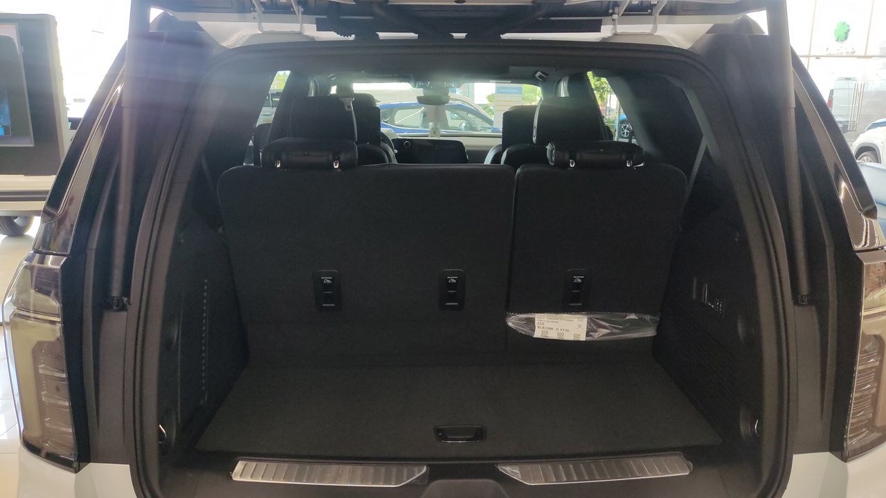 2026 Chevrolet TAHOE TAHOE HIGH COUNTRY PAQ. G