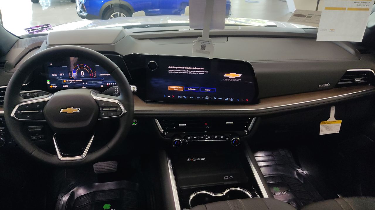 2026 Chevrolet TAHOE TAHOE HIGH COUNTRY PAQ. G