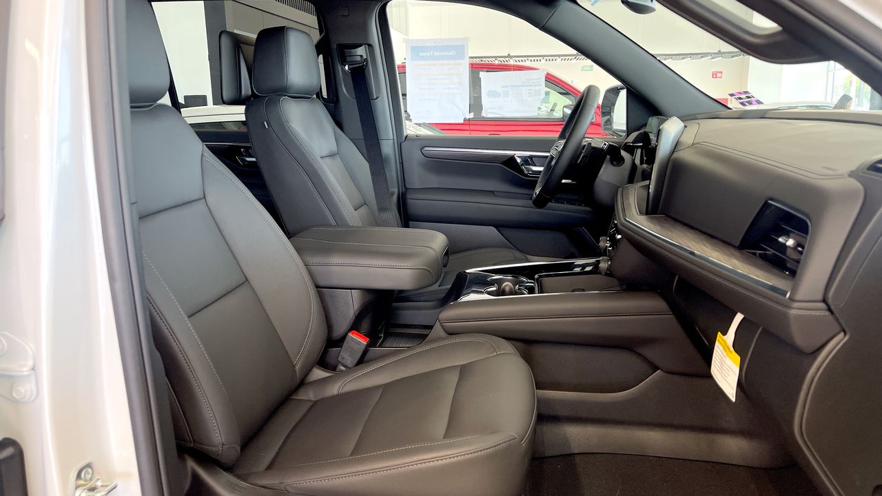 2026 Chevrolet TAHOE TAHOE HIGH COUNTRY PAQ. G