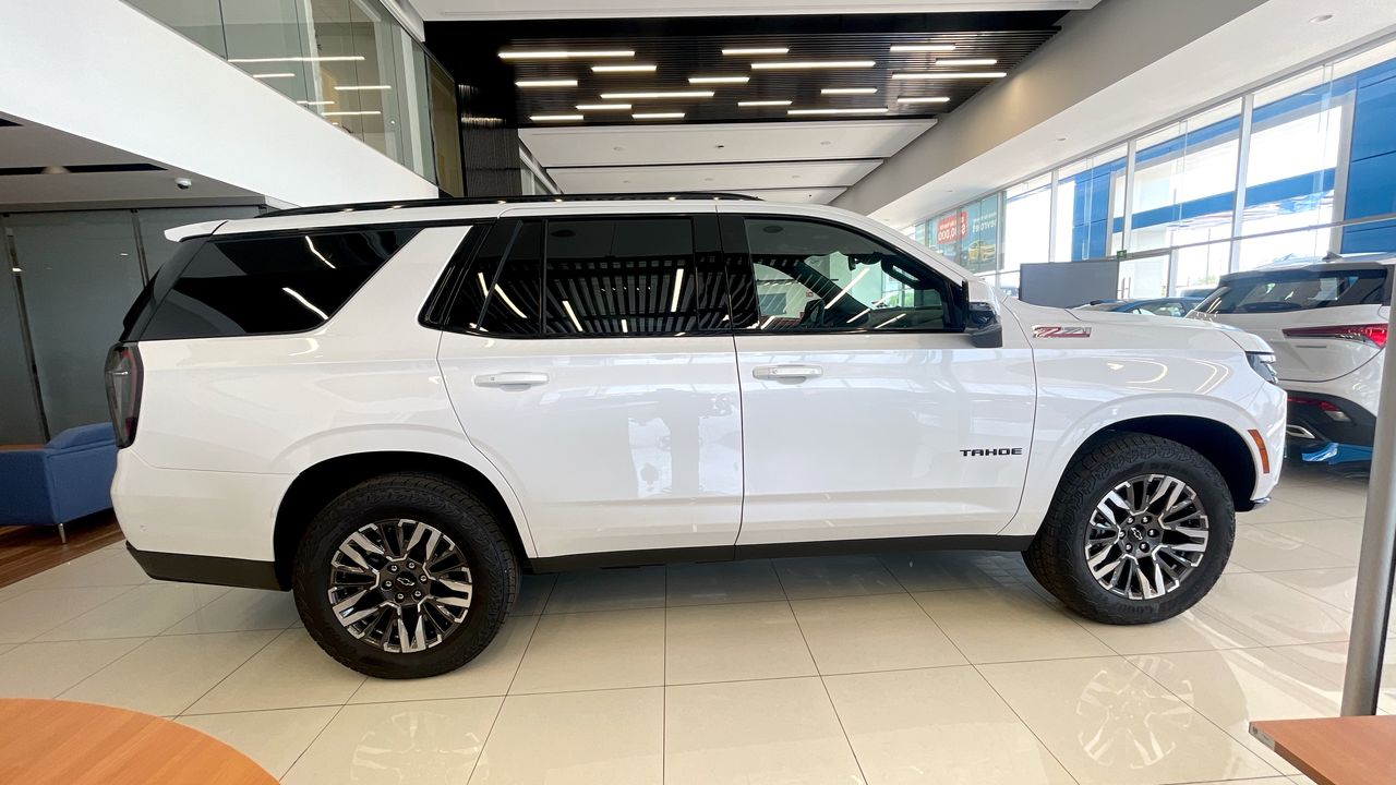 2026 Chevrolet TAHOE TAHOE HIGH COUNTRY PAQ. G