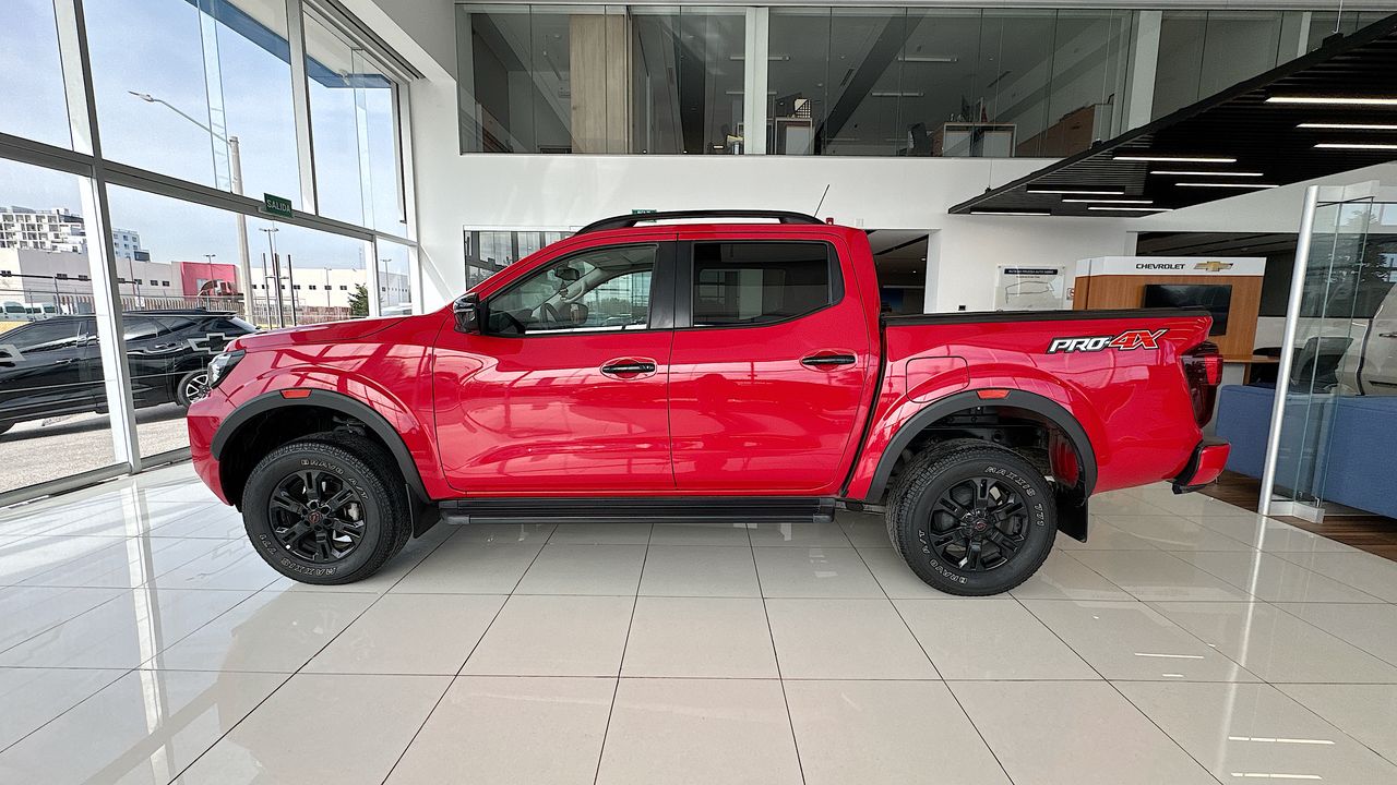 2023 Nissan FRONTIER PRO-4X 4X4 FRONTIER PRO-4X 4X4