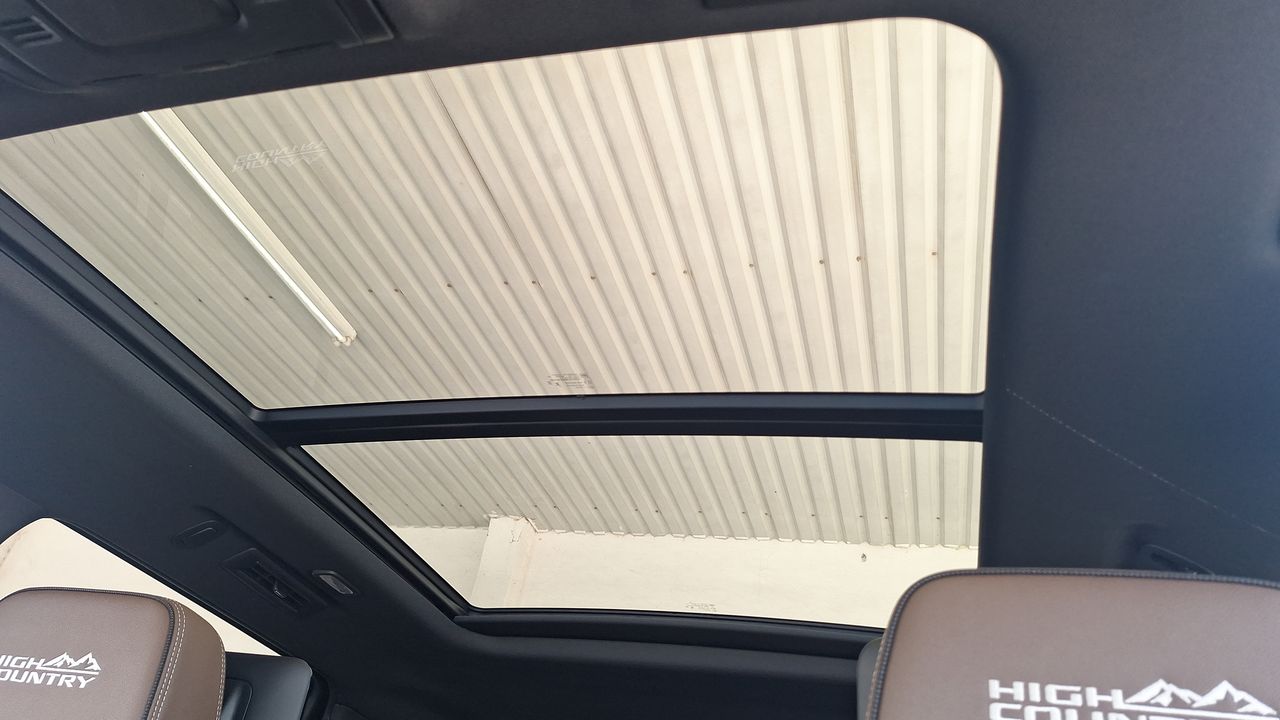 2025 Chevrolet TAHOE TAHOE HIGH COUNTRY PAQ. G