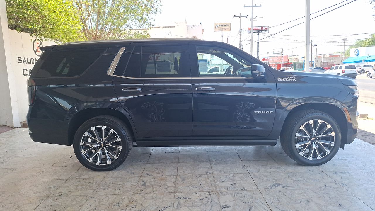 2025 Chevrolet TAHOE TAHOE HIGH COUNTRY PAQ. G