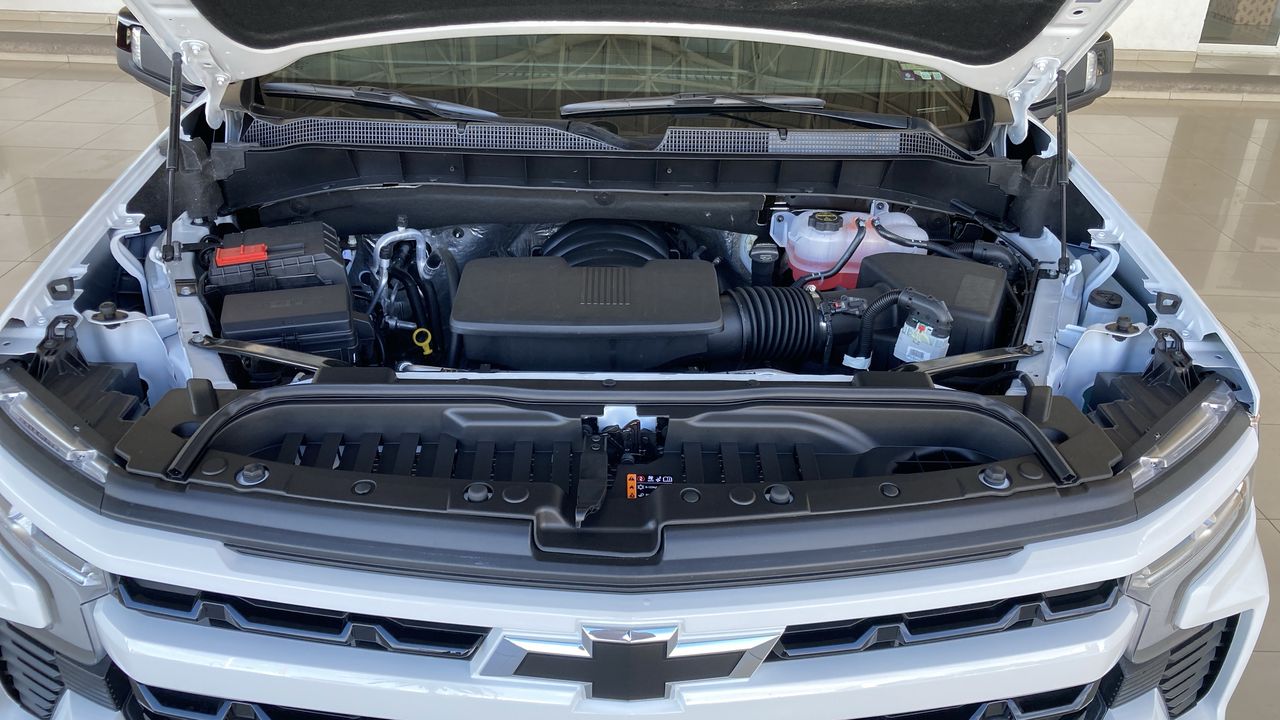 2026 Chevrolet CHEYENNE CHEYENNE CREW CAB 4X4 RST  PAQ. B