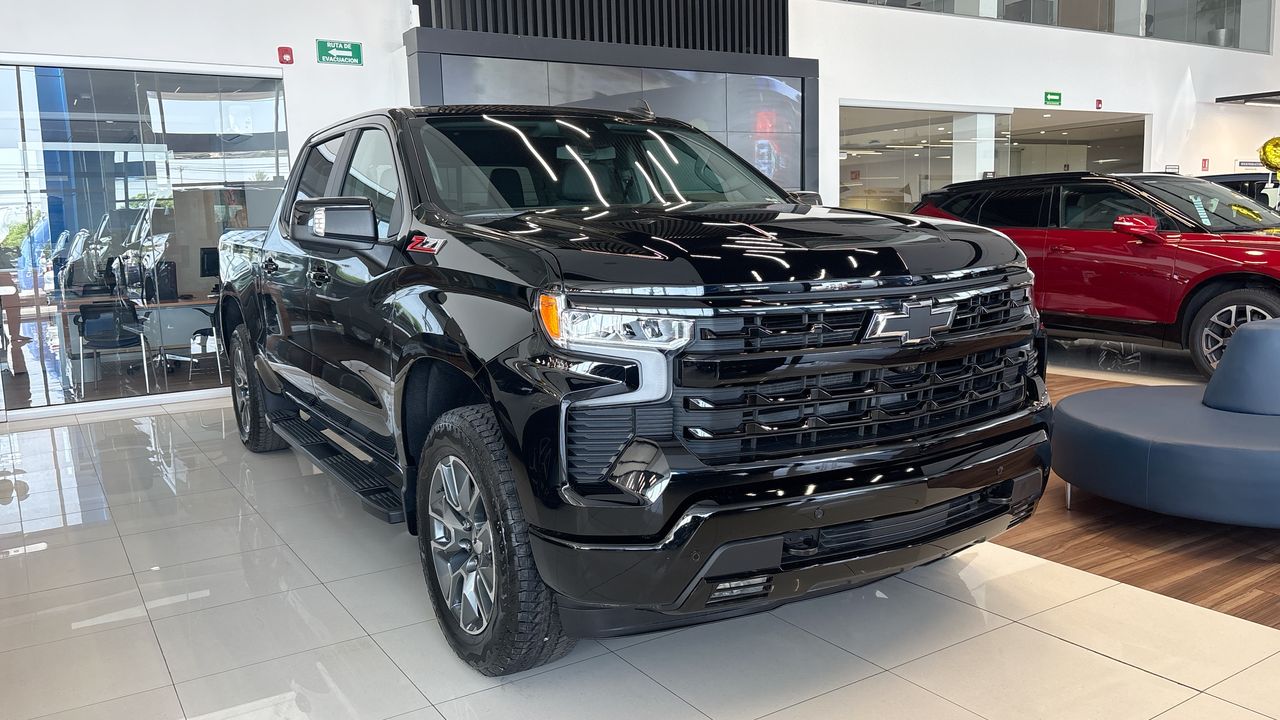 2026 Chevrolet CHEYENNE CHEYENNE CREW CAB 4X4 RST  PAQ. B