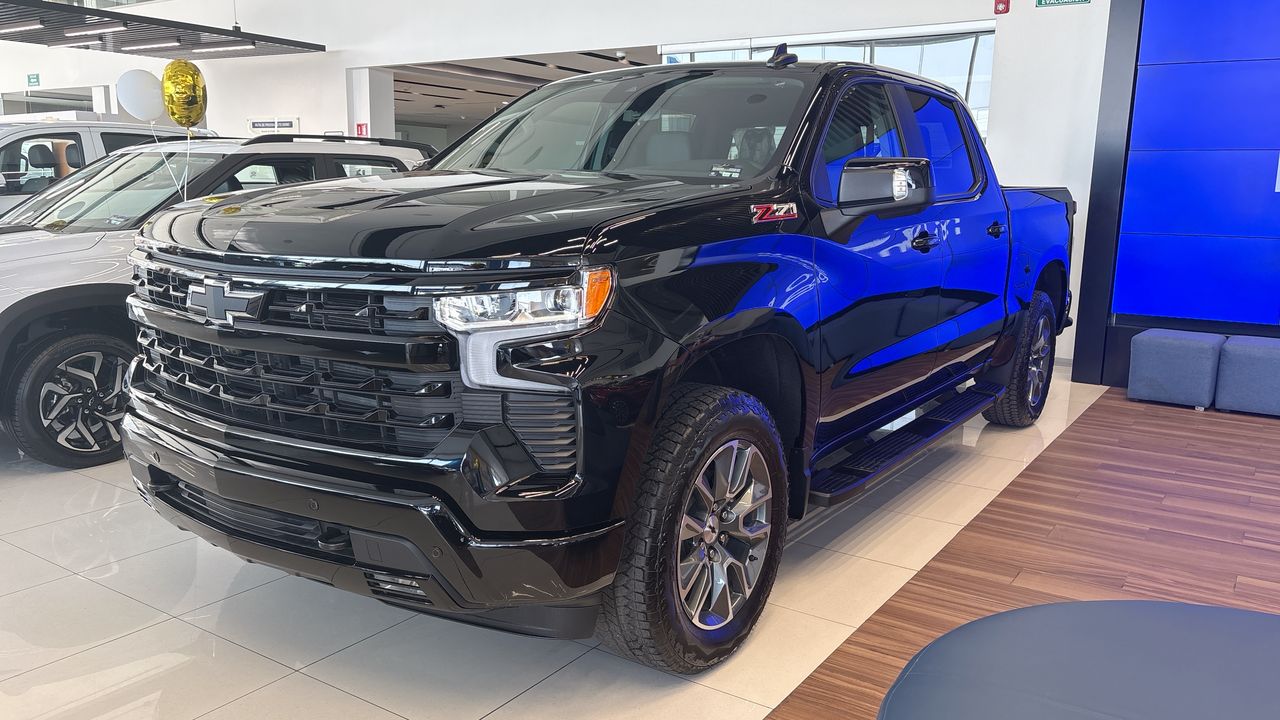 2026 Chevrolet CHEYENNE CHEYENNE CREW CAB 4X4 RST  PAQ. B