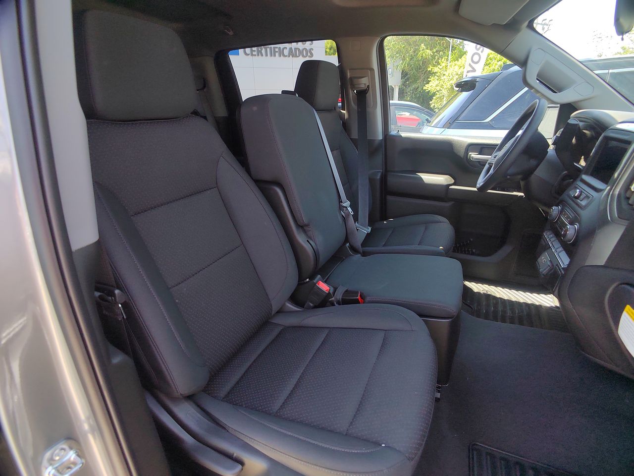 2026 Chevrolet SILVERADO 2500 SILVERADO CUSTOM DOBLE CABINA 4X4 MOTOR 5.3L PAQ. K
