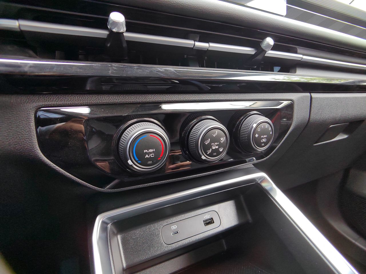 2026 Chevrolet GROOVE GROOVE SUV LT MANUAL D