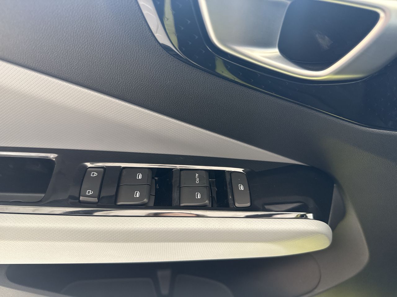 2026 Chevrolet AVEO AVEO HB LT MT BLACK EDITION PAQ. G