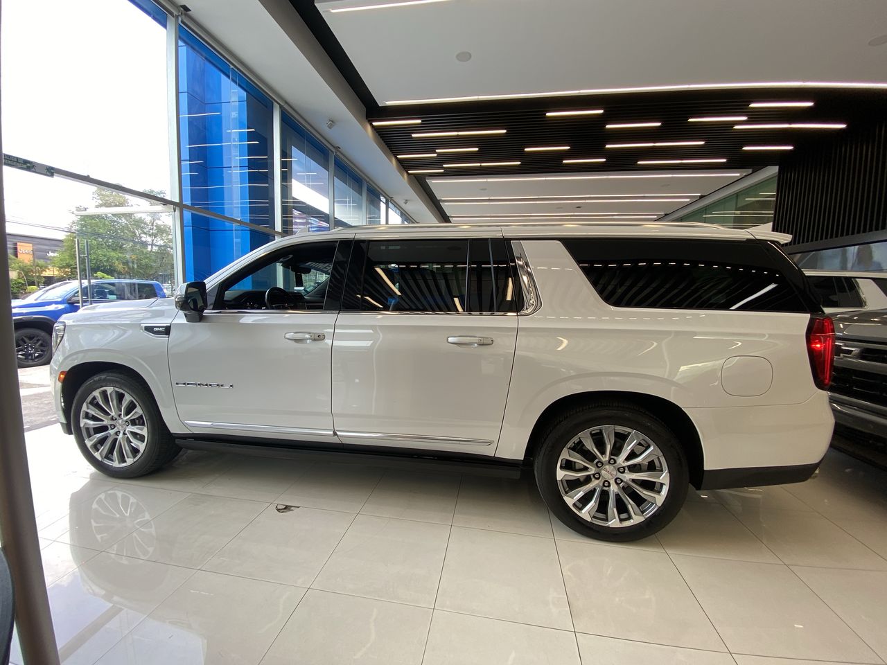 2023 GMC YUKON XL DENALI PAQ. B YUKON XL DENALI PAQ. B