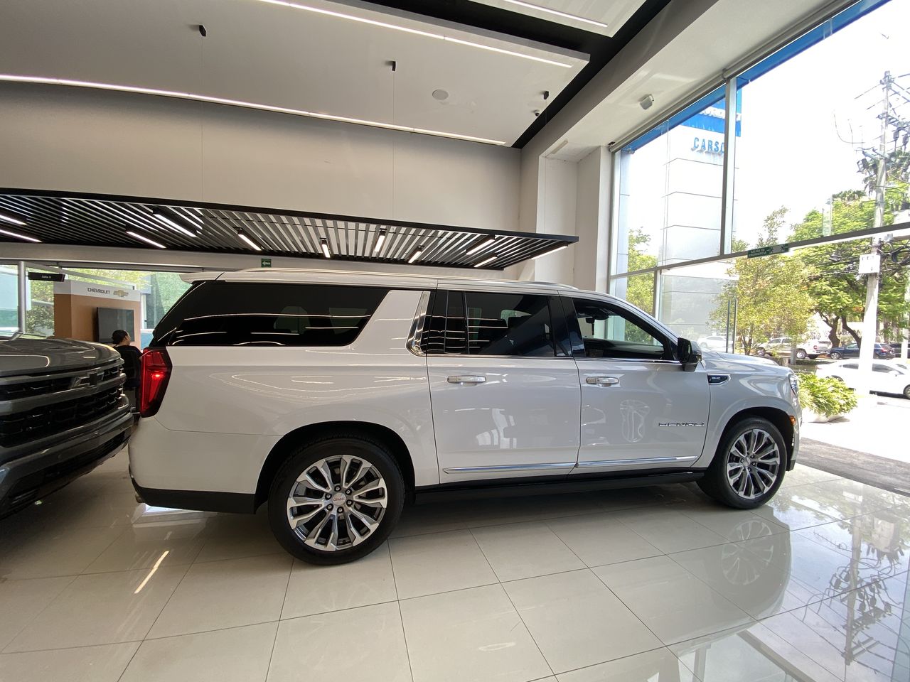 2023 GMC YUKON XL DENALI PAQ. B YUKON XL DENALI PAQ. B