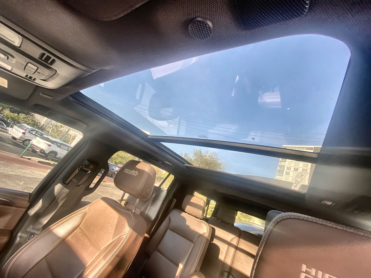 2022 Chevrolet SUBURBAN HIGH COUNTRY PAQ. G SUBURBAN HIGH COUNTRY PAQ. G