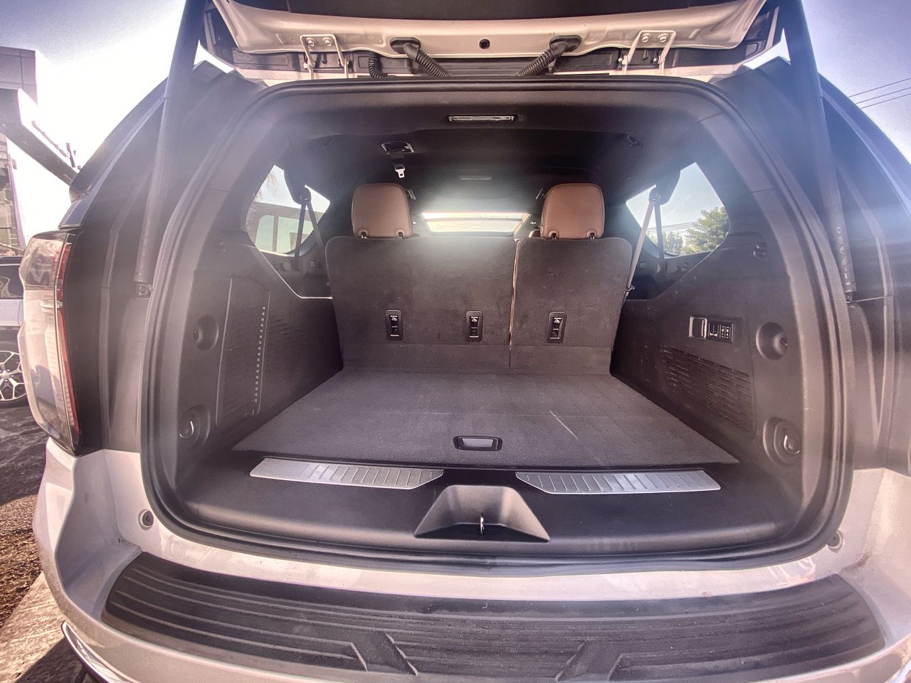 2022 Chevrolet SUBURBAN HIGH COUNTRY PAQ. G SUBURBAN HIGH COUNTRY PAQ. G