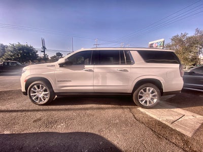 2022 Chevrolet SUBURBAN HIGH COUNTRY PAQ. G SUBURBAN HIGH COUNTRY PAQ. G
