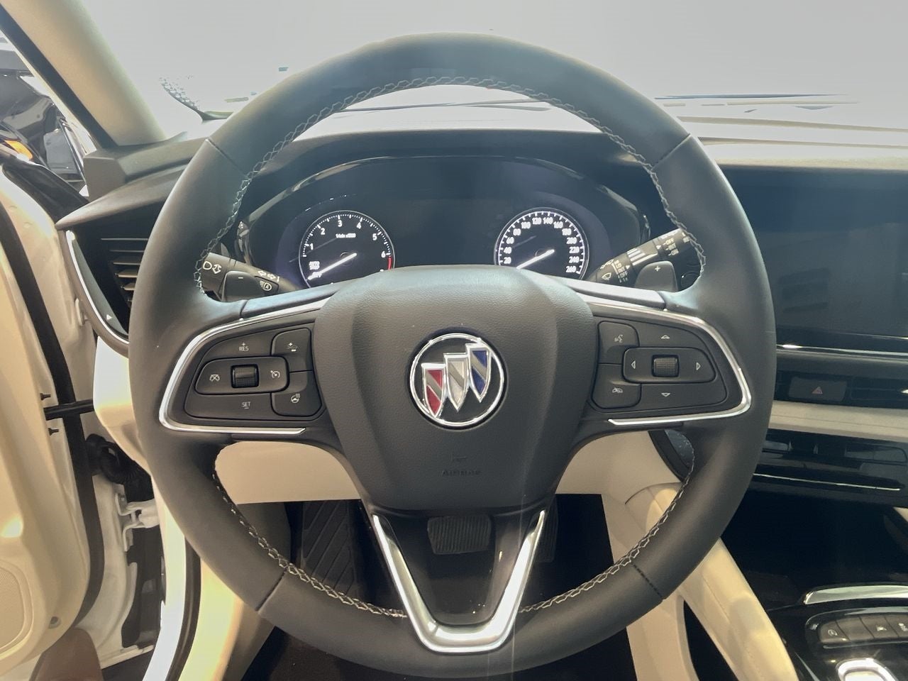 2023 Buick ENVISION ENVISION AVENIR PAQ. U