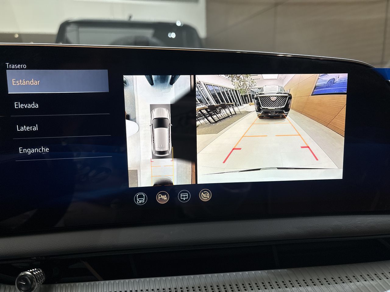 2025 Cadillac OPTIQ OPTIQ SPORT 3 BLACK ROOF PAQ. C