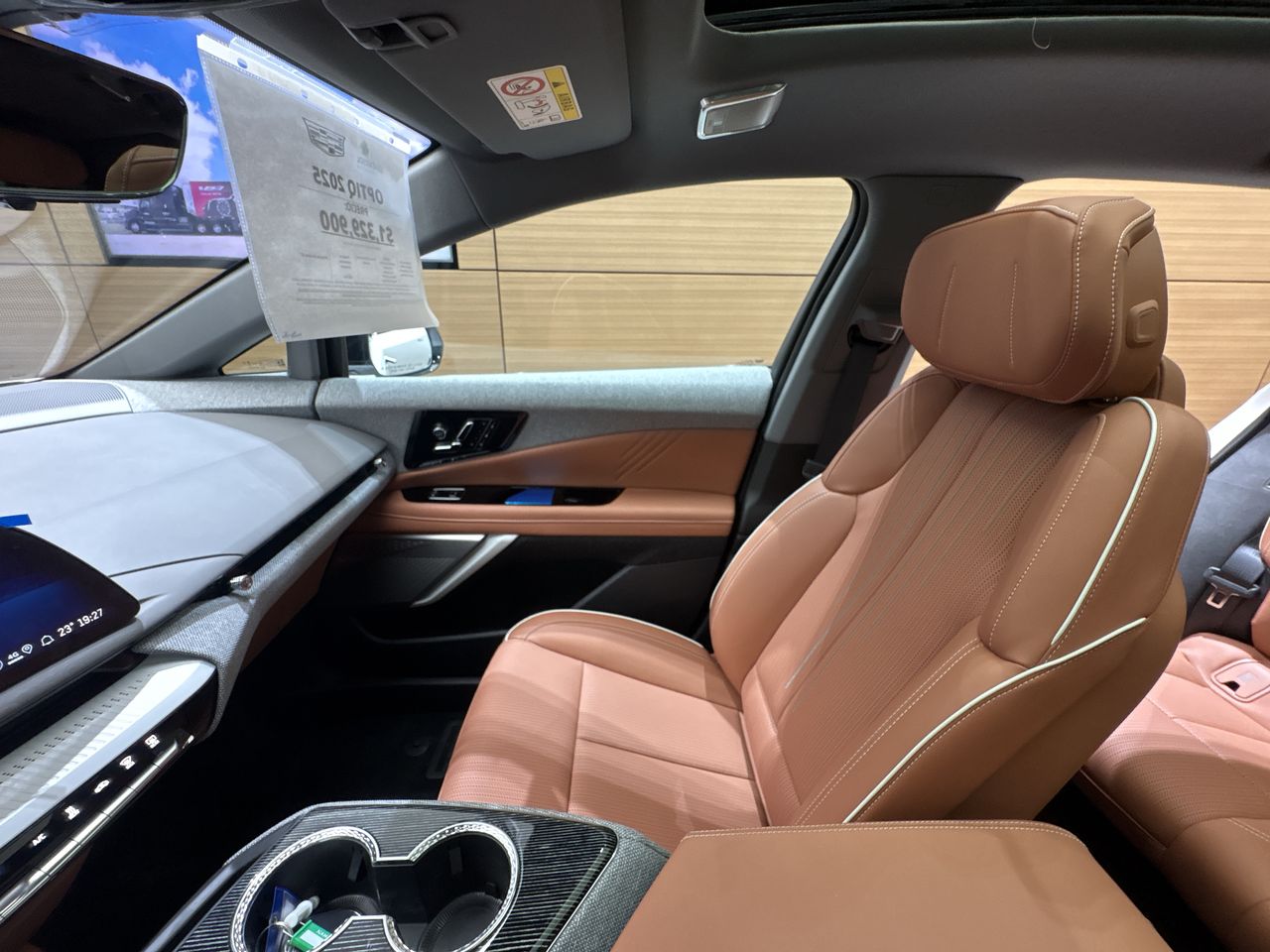 2025 Cadillac OPTIQ OPTIQ SPORT 3 BLACK ROOF PAQ. C