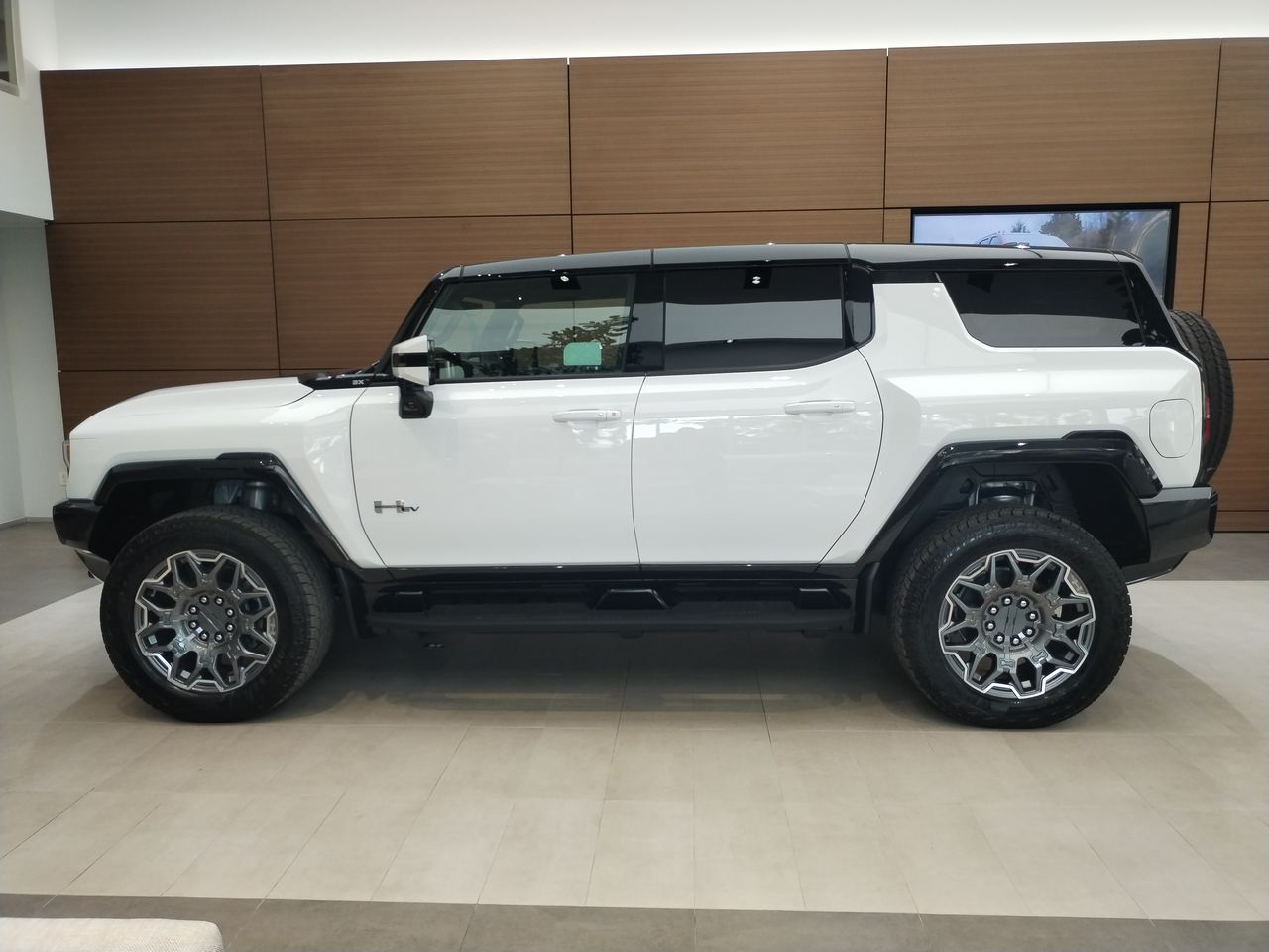 2025 GMC HUMMER HUMMER EV SUV PAQ. C