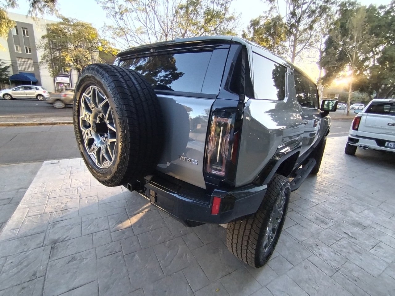 2025 GMC HUMMER HUMMER EV SUV PAQ. C