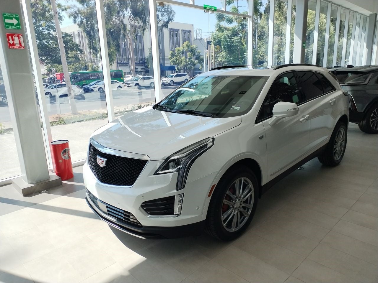 2025 Cadillac XT5 XT5 SPORT PAQ. F