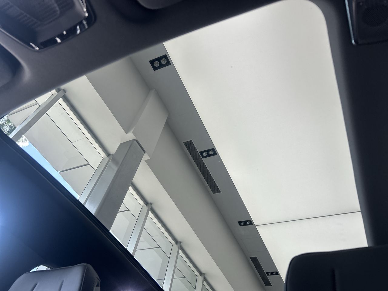 2026 Cadillac OPTIQ OPTIQ SU PAQ V V-SERIES BLACK ROOF