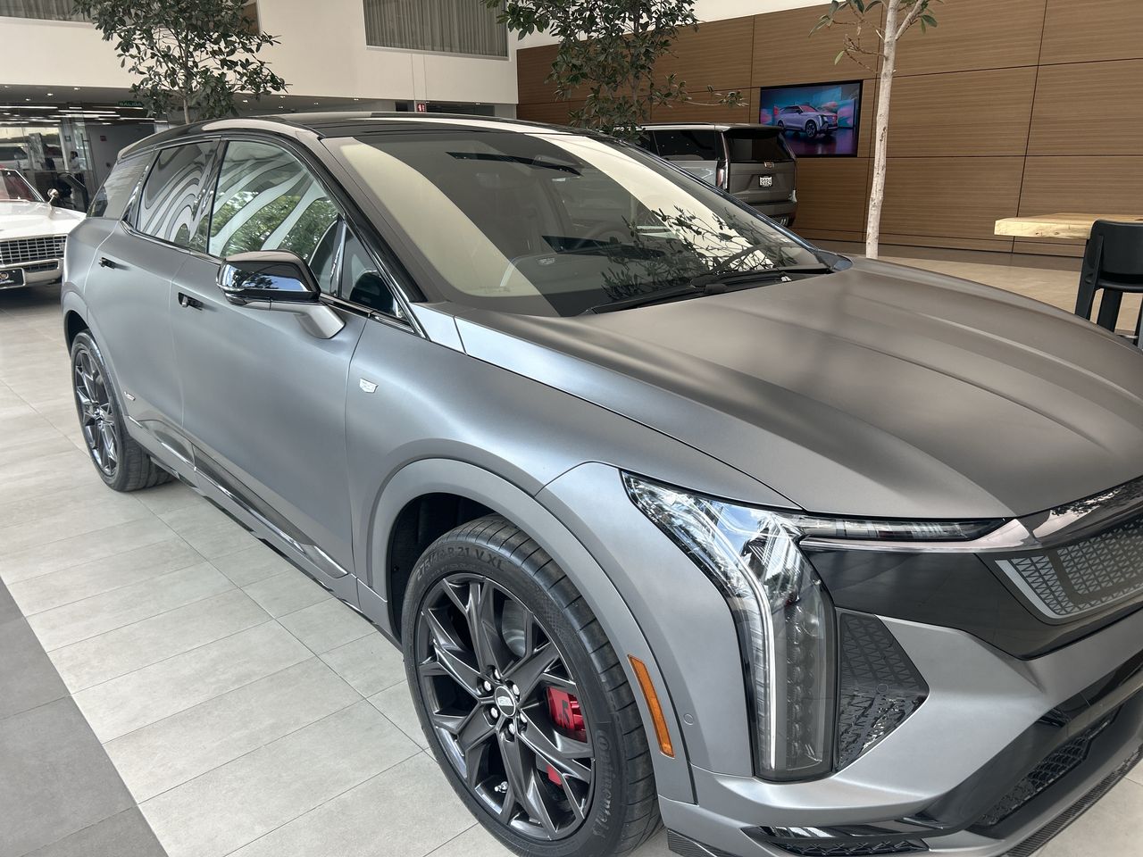 2026 Cadillac OPTIQ OPTIQ SU PAQ V V-SERIES BLACK ROOF