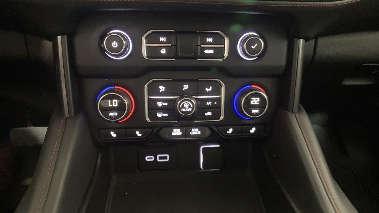 2021 Chevrolet SUBURBAN RST PAQ. B SUBURBAN RST PAQ. B