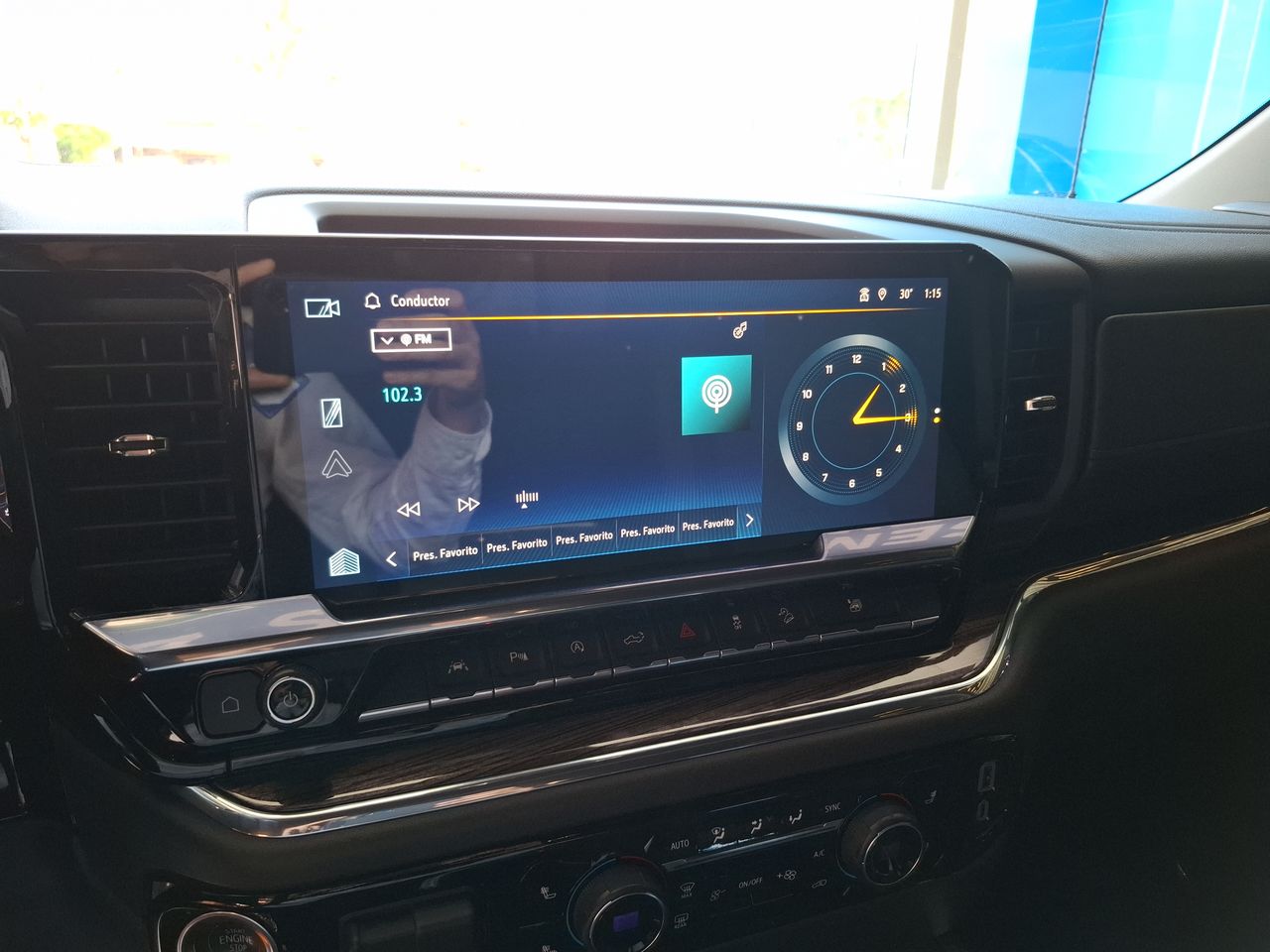 2024 Chevrolet CHEYENNE DC 4X4 RST PAQ. B CHEYENNE DC 4X4 RST PAQ. B