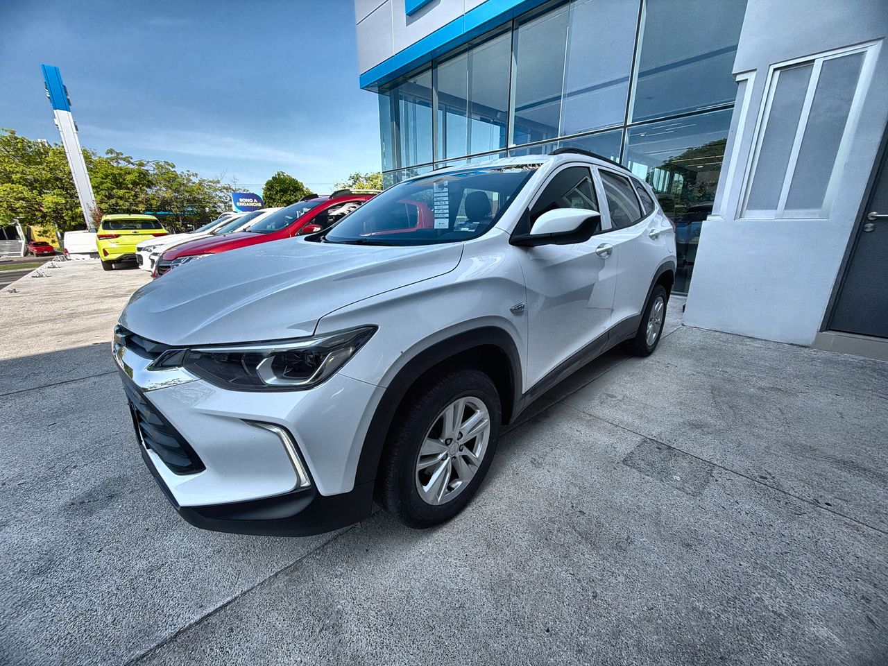 2023 Chevrolet TRACKER LS PAQ. "B" TRACKER LS PAQ. "B"