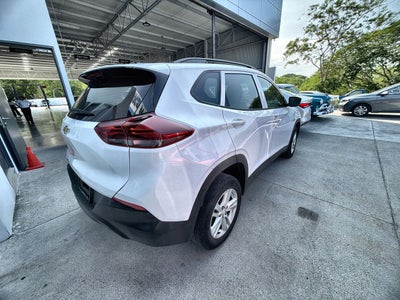 2023 Chevrolet TRACKER LS PAQ. "B" TRACKER LS PAQ. "B"