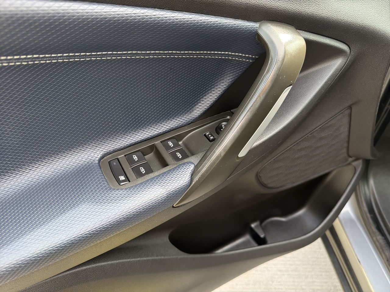 2023 Chevrolet TRACKER LT PREMIER "M" TRACKER LT PREMIER "M"