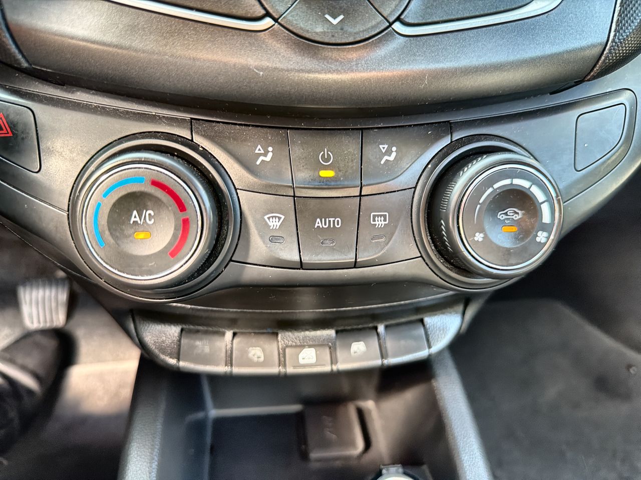 2020 Chevrolet AVEO 4 PTAS PAQ  C  LT AVEO 4 PTAS PAQ  C  LT