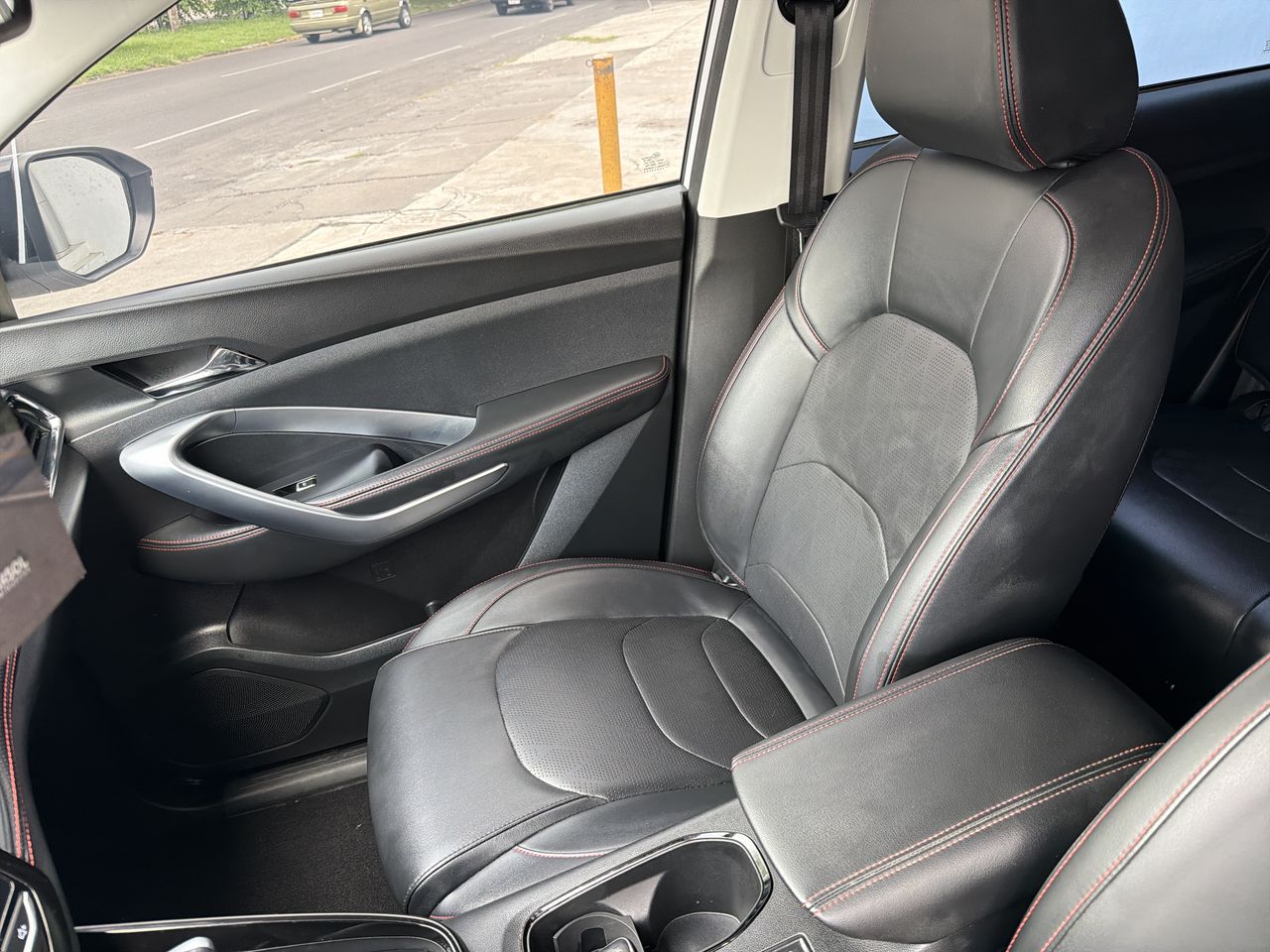 2025 Chevrolet CAPTIVA PREMIER BLACK EDITION PAQUETE "D CAPTIVA PREMIER BLACK EDITION PAQUETE "D