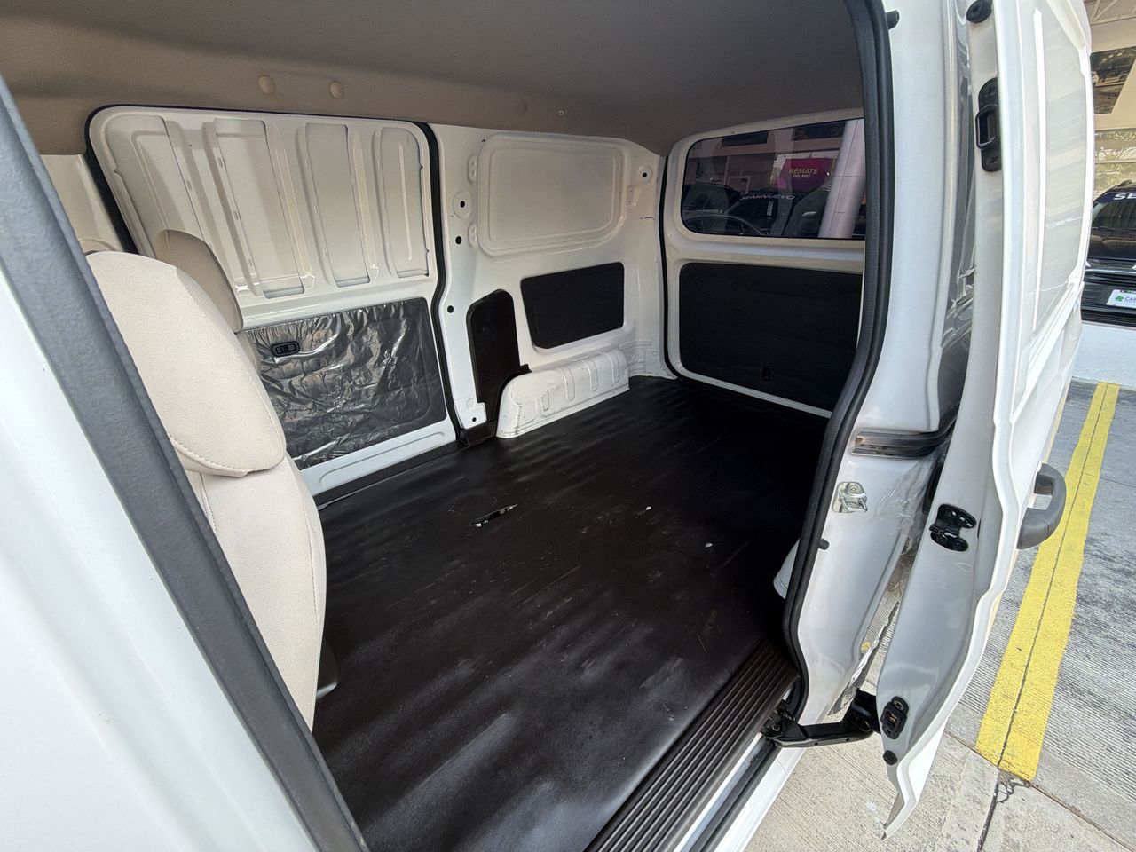 2023 Chevrolet TORNADO VAN CARGO LS B TORNADO VAN CARGO LS B