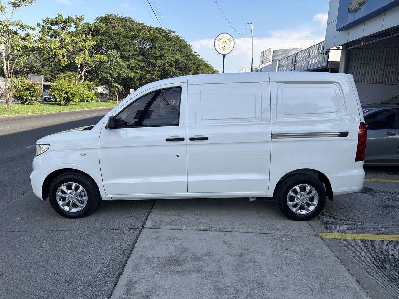 2023 Chevrolet TORNADO VAN CARGO LS B TORNADO VAN CARGO LS B