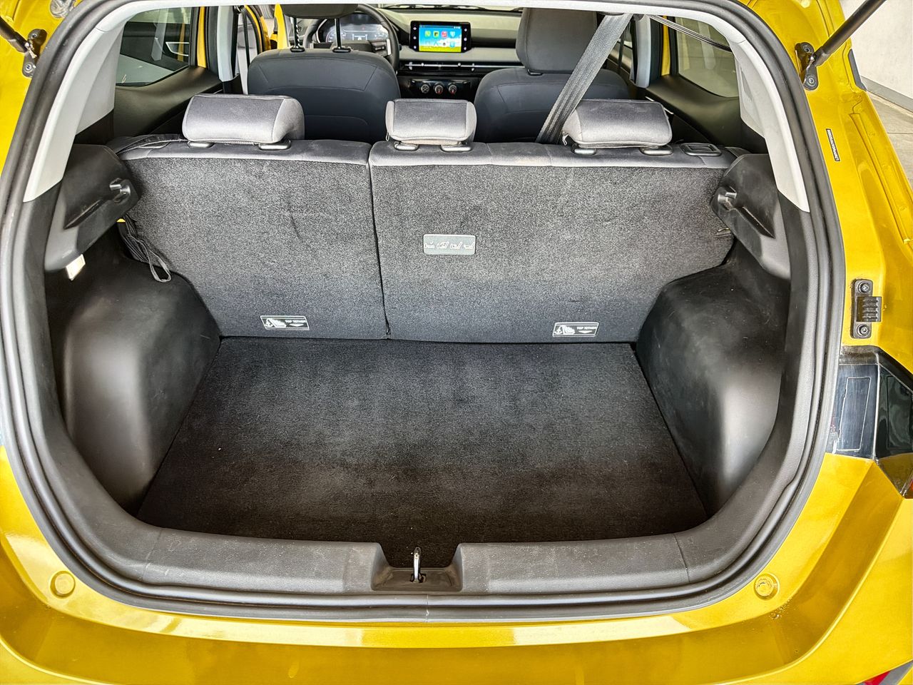 2024 Chevrolet AVEO HB PAQ. B LT AVEO HB PAQ. B LT