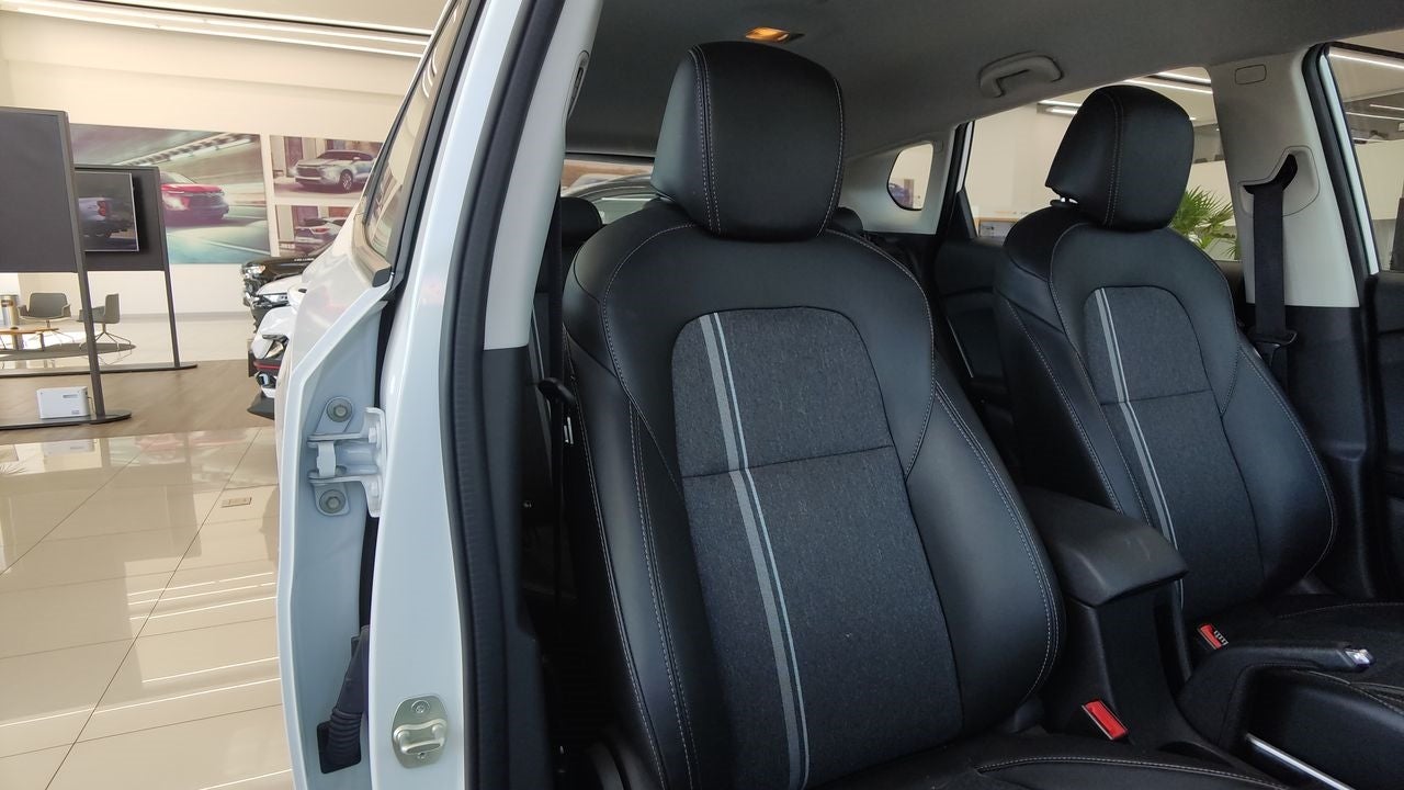 2025 Chevrolet TRACKER TRACKER LT TA PAQ. C