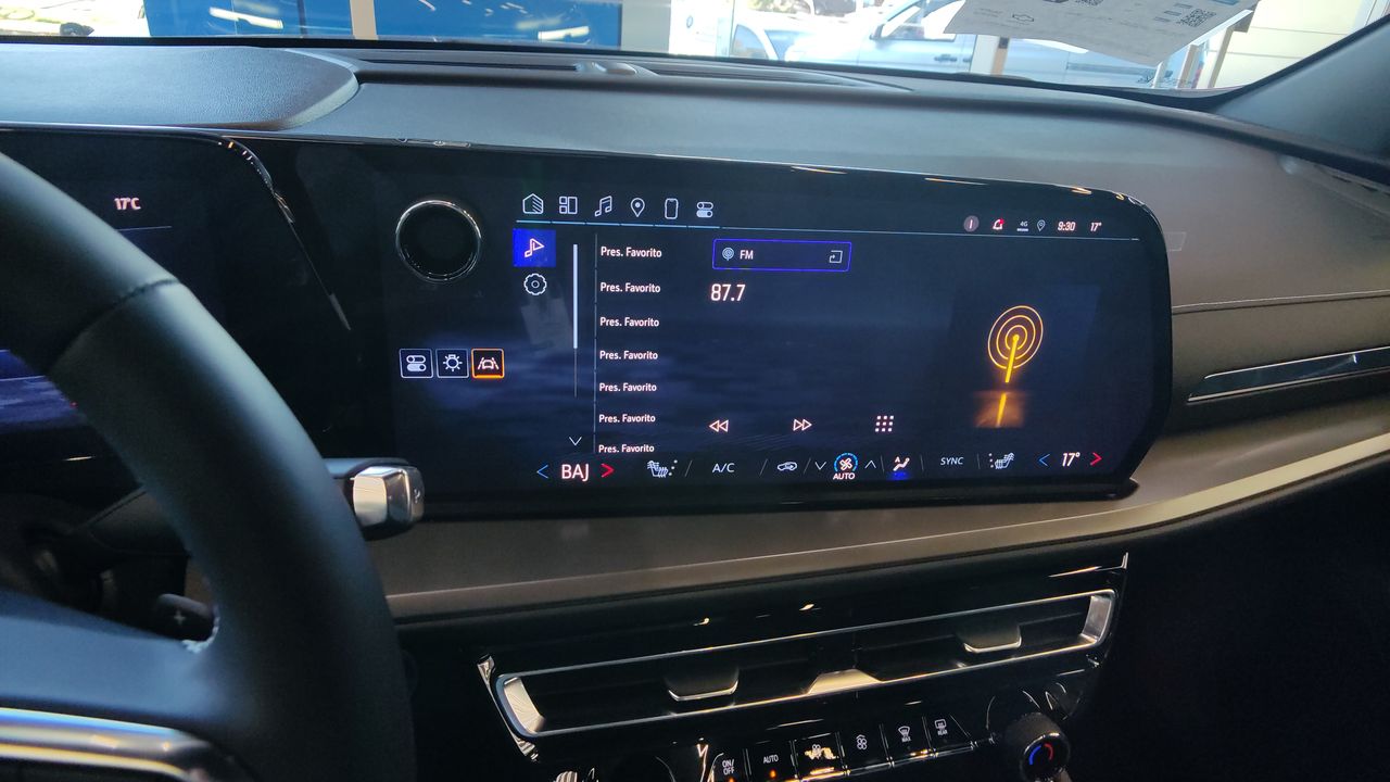 2025 Chevrolet TRAVERSE TRAVERSE 7 PASAJEROS PAQ. B