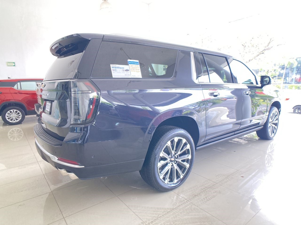 2025 Chevrolet SUBURBAN SUBURBAN HIGH COUNTRY PAQ. G