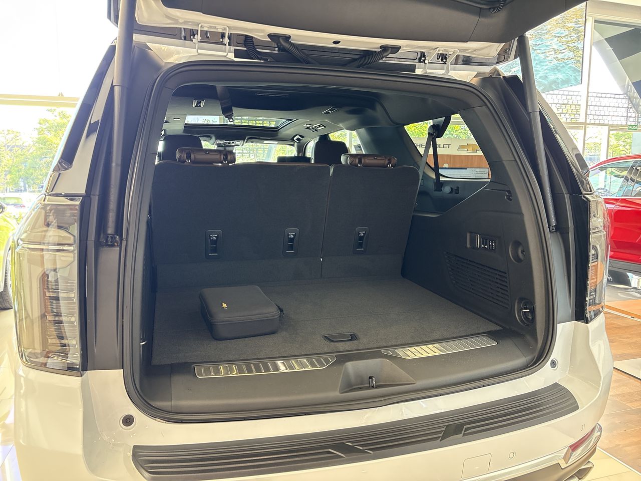 2026 Chevrolet SUBURBAN SUBURBAN HIGH COUNTRY PAQ. G