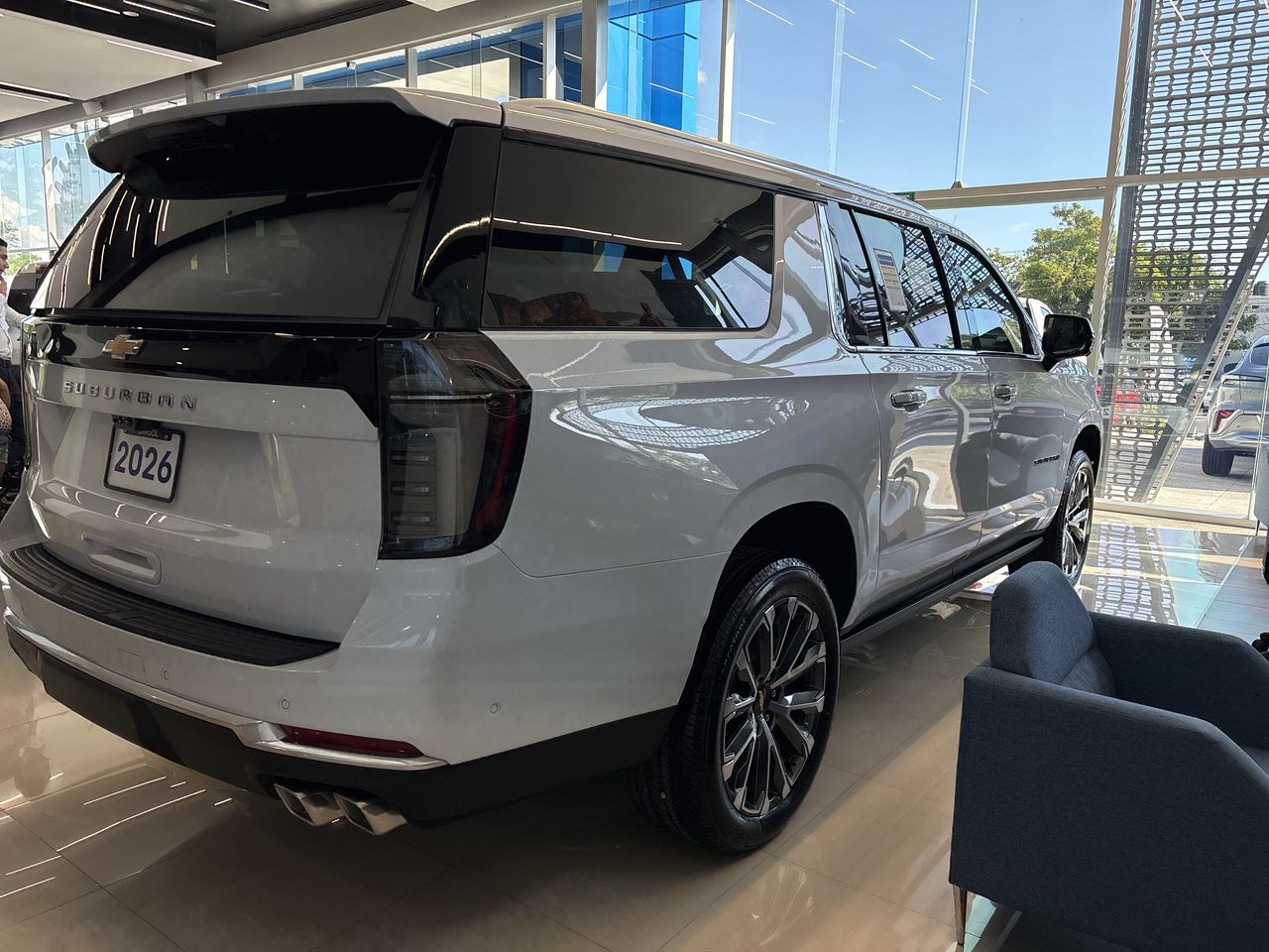 2026 Chevrolet SUBURBAN SUBURBAN HIGH COUNTRY PAQ. G