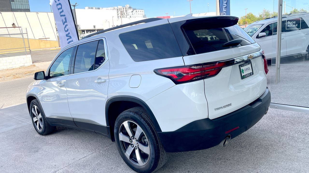 2023 Chevrolet TRAVERSE LT TRAVERSE LT
