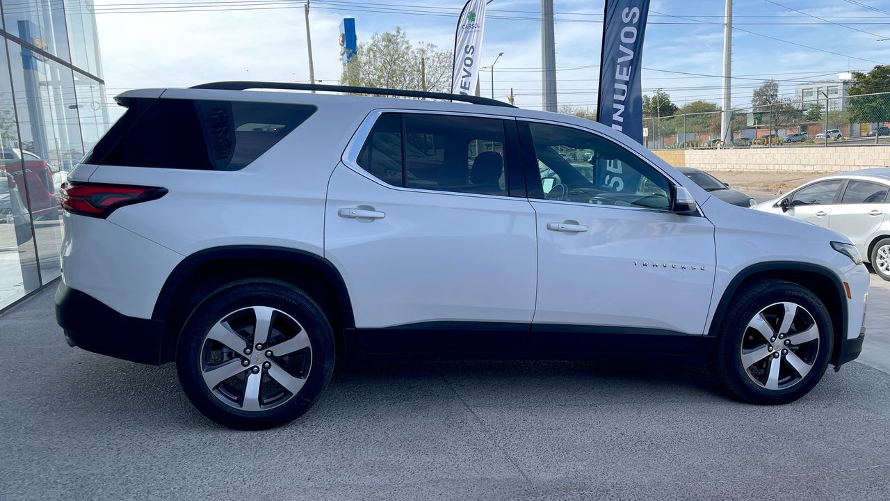 2023 Chevrolet TRAVERSE LT TRAVERSE LT