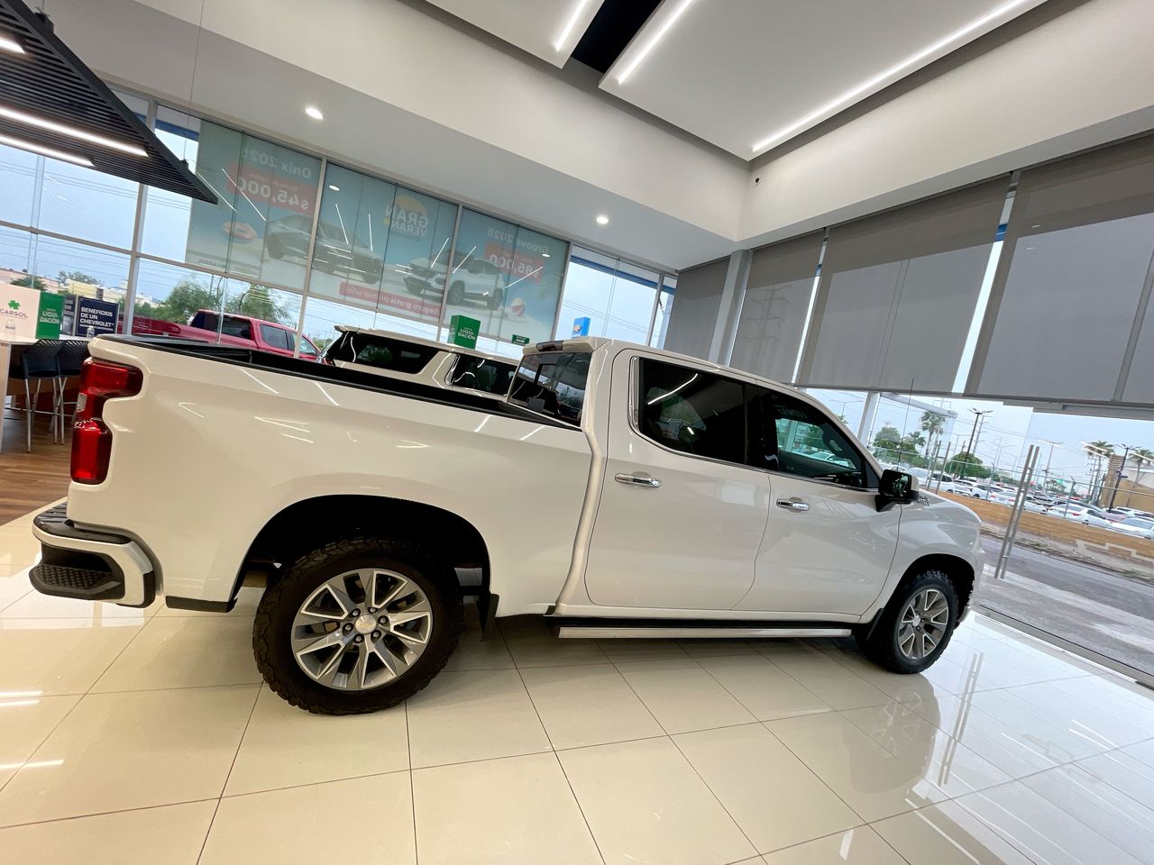 2022 Chevrolet CHEYENNE DOBLE CAB 4X4 HIGH COUNTRY CHEYENNE DOBLE CAB 4X4 HIGH COUNTRY