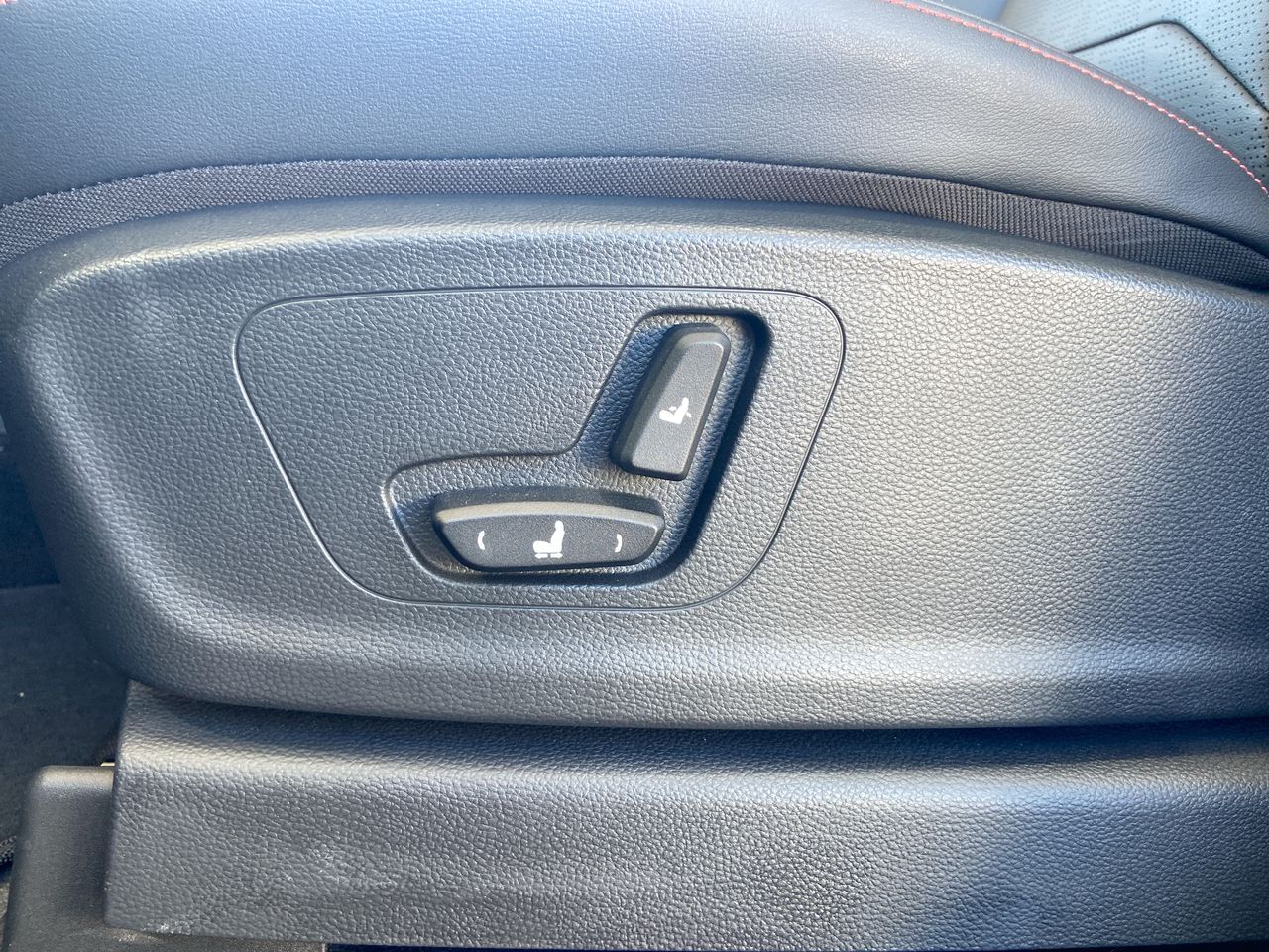 2026 Chevrolet CAPTIVA CAPTIVA PREMIER BLACK EDITION PAQ. D