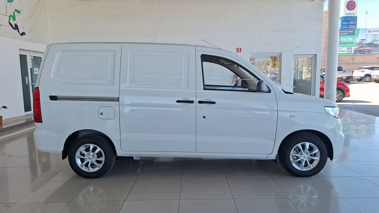 2026 Chevrolet TORNADO VAN TORNADO VAN CARGO LS PAQ. B