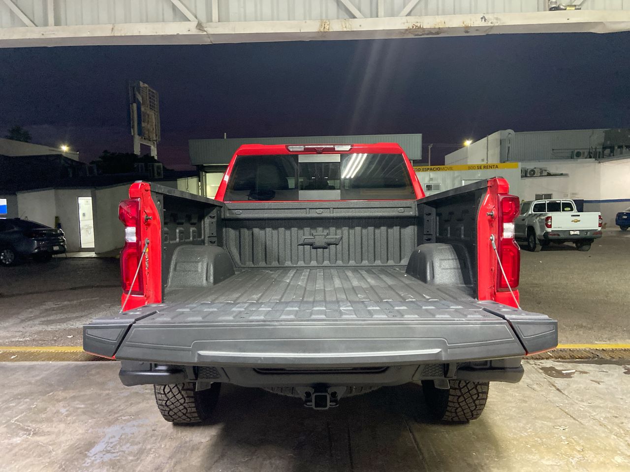 2026 Chevrolet CHEYENNE CHEYENNE 4X4 ZR2 BISON TODO TERRENO PAQ. R