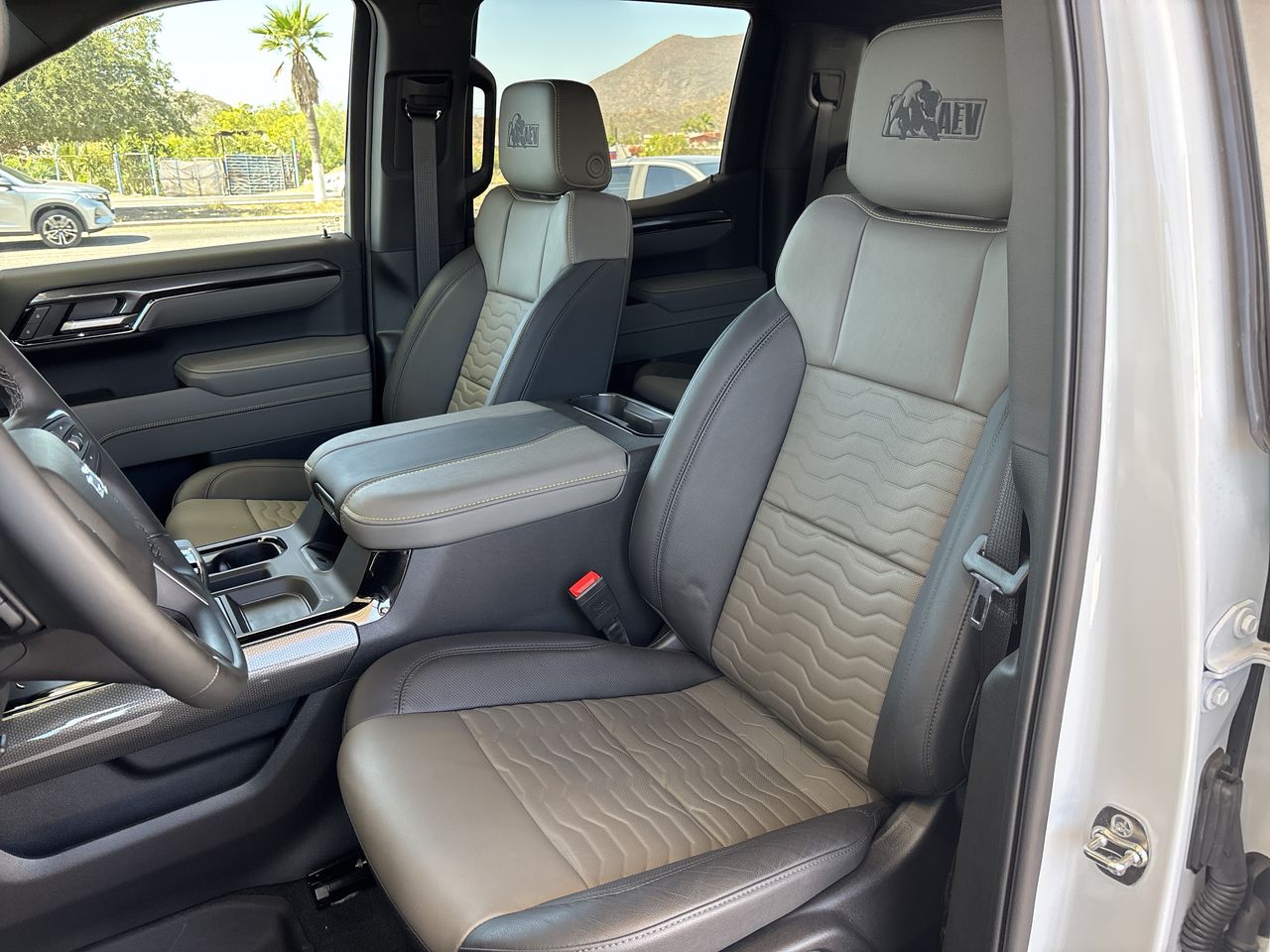 2026 Chevrolet CHEYENNE CHEYENNE 4X4 ZR2 BISON TODO TERRENO PAQ. R